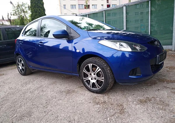 dolnośląskie Mazda 2 cena 14500 przebieg: 117000, rok produkcji 2008 z Bielawa